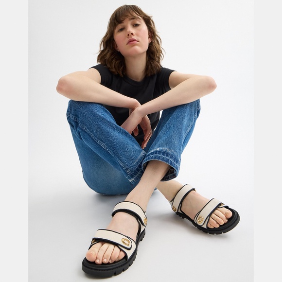 Coach Brynn Sandal Size 5 - Picture 7 of 10